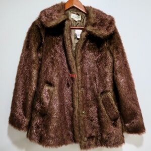 FOREVER 21 BOUTIQUE Faux Fur Coat